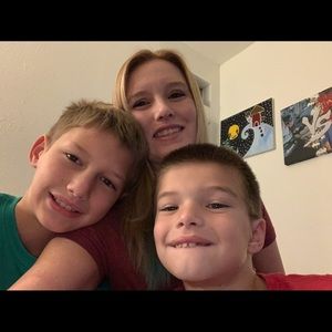 Meet your Posher, Jennjennifer